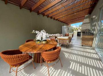 Casa · 400m² · 5 Quartos · 2 Vagas · Casa de condomínio disponível para venda na praia de Juquehy!