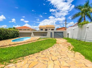 Casa de 5 quartos, Vicente Pires · Bela casa em condomínio lt. de  800m², 4 quartos 3 suites, piscina, churrasq. !!