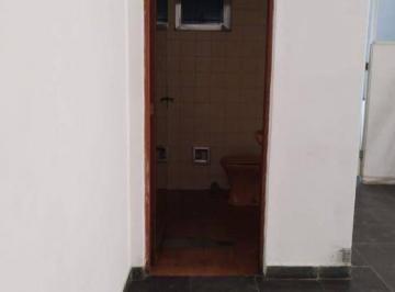 ba508875699a071b0505cec8f2ddaa2c289edf36 · Sala comercial   com repartição . 1 banheiro. em um excelente ponto comercial . proximo a comercios 