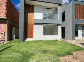 Foto 02 · Excelente casa em condomínio fechado com quatro suítes e piscina privativa a venda em Catu de Abrant