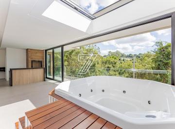 Casa · 312m² · 3 Quartos · 8 Vagas · Casa com 3 suítes em Santa Felicidade
