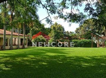 Rural · 585m² · 4 Quartos · 20 Vagas · Chácara em condomínio em  Avenida Quarto-de-Milha - Jockey Camping - Uberlândia/MG