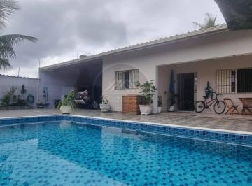 Casa · 288m² · 3 Quartos · 4 Vagas · CASA COM EXCELENTE LOCALIZAÇÃO PRÓXIMO AO CENTRO DE ITANHAÉM .
