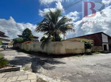 Casa · 360m² · 2 Quartos · 2 Vagas · Casa no Centro - Magé