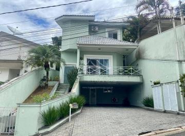 c06ce5cc9242a97e7adbd78d7ca07d1a9989444e · Casa para venda no Condomínio Arujazinho IV