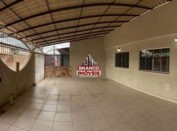 Casa · 130m² · 4 Quartos · 4 Vagas · Casa 4 quartos para Venda Guará II, Brasília melhor Quadra