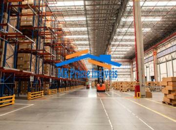 Comercial · 36200m² · Galpão Piso 36.200m² 70 Docas- c/ Portaria Pé direito 12m², em EMBU/SP - 7