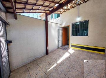 Casa , Belo Horizonte · Casa Independente na melhor localização do Santa Amélia.
