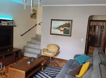 Casa · 130m² · 5 Quartos · 4 Vagas · Sobrado de 130 m² Localizado No Bairro Scarpelli Santo André - SP