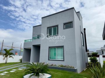 Casa · 209m² · 3 Quartos · 2 Vagas · Casa mobiliada de 3 quartos no Campeche