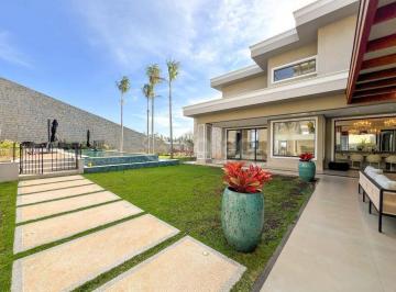 Casa · 800m² · 4 Quartos · 6 Vagas · Casa para comprar no Condomínio Campo de Toscana em Vinhedo, interior de São Paulo.