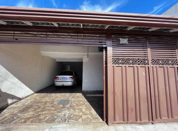 Casa de 3 quartos, Ceilândia · Vendo Linda casa com laje QNN 07 - Ceilândia Norte  Corretora Sara 61 98158-2129