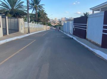 resV2hhdHNBcHAgSW1hZ2UgMjAyMi0wNi0wNyBhdCAxNi40MS4wNCAoNSkuanBlZw==62a0da62eff60.jpeg · Oportunidade! Excelente Sobrado com área de lazer na Rua 04!