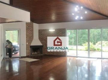 2916c9c8b391820dca190d8d1f2a3dce280c82bd · Casa TERREA com 3 suítes em terrenos de 2.000 em condominio