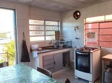 Casa · 196m² · 2 Quartos · 3 Vagas · Casa Térrea Vaga 217,25 - Antiga ótima para construtor - Rua Dos Vianas - SBCampo - SP. Aceita Permu