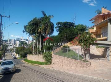 Casa · 260m² · 3 Quartos · 2 Vagas · Casa em Rua Urussanga - Santa Catarina - Criciúma/SC