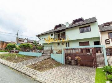 Casa · 180m² · 4 Quartos · 3 Vagas · Sobrado Padrão para Aluguel em Tarumã Curitiba-PR