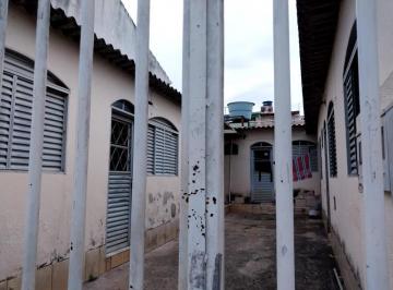 2023/04/2b8c004a2671abd8bef1e65a2d0cd50d.jpg · CASA - RIACHO FUNDO I