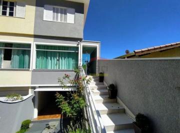 Casa · 271m² · 3 Quartos · 8 Vagas · Maravilhoso sobrado na Vila Amália