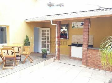 Casa · 140m² · 3 Quartos · 3 Vagas · Belo Sobrado á venda !!