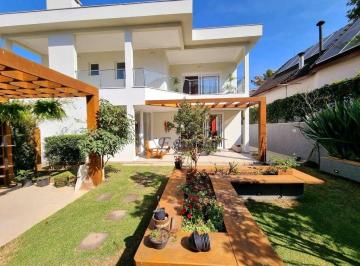 d1f2d185d81a2f29605c1b611aea2ac866cd06c9 · Casa com 4 dormitórios à venda, 483 m² por R$ 3.500.000,00 - Residencial Morada dos Lagos - Barueri/