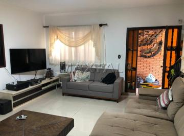Casa · 210m² · 4 Quartos · 2 Vagas · Sobrado na Região da Bortolândia com 327m², com 4 Dormitórios (2 Suítes),  4 Banheiros e 2 Vagas.