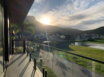 Casa · 269m² · 3 Quartos · 2 Vagas · Casa condomínio Reserva da Pedra 3 suítes
