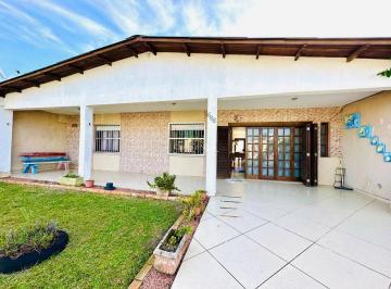 Casa · 141m² · 3 Quartos · 1 Vaga · Ótima oferta na praia de Atlântida Sul