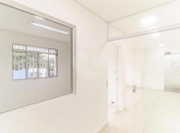 Comercial · 156m² · 3 Vagas · Prédio inteiro à venda em Parque Alves De Lima - SP