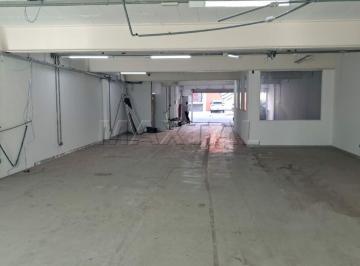Comercial · 1500m² · 18 Vagas · Prédio comercial com 1.500m², 4 andares, garagem para 18 carros, portão automático em rua comercial