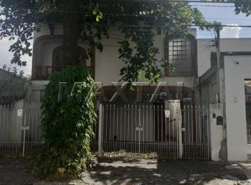 Comercial · 400m² · 4 Vagas · Casa Comercial para alugar com 400m², a 100m da Braz Leme, Perfeita para restaurantes ou Clinicas.