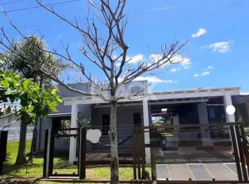 Casa · 130m² · 2 Quartos · 1 Vaga · Casa na quadra do mar na Itapeva em Torres RS