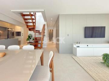 Apartamento · 241m² · 3 Quartos · 2 Vagas · Cobertura mobiliada com 03 quartos na Praia da Cal em Torres RS