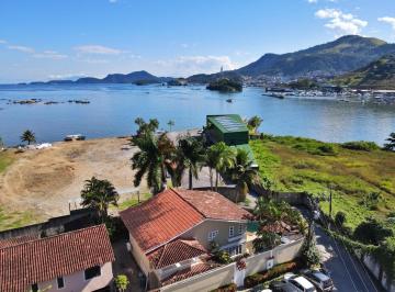 Casa · 300m² · 4 Quartos · 3 Vagas · Linda casa com vista do mar, piscina, area gourmet, 4 quartos