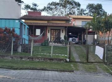 Casa · 106m² · 2 Quartos · 1 Vaga · Casa em Garopaba