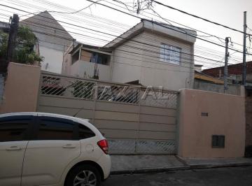 Casa · 150m² · 5 Quartos · 3 Vagas · Sobrado de 150m², 5 dormitórios, 3 banheiros, 3 vagas na região do Jaçanã.