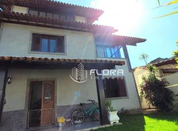 e8bc83ee0b3d490049dcda0640ab454270f5120c · Casa com 5 dormitórios à venda, 271 m² por R$ 1.295.000,00 - Piratininga - Niterói/RJ
