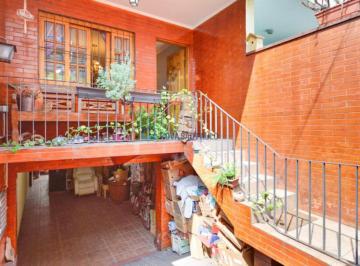 Casa · 120m² · 4 Quartos · 2 Vagas · Casa com 2 dormitórios, 2 Vagas próximo ao Metrô Praça da Árvore