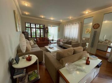 Casa · 285m² · 4 Quartos · 5 Vagas · Casa com 4 dormitórios, sala 2 ambientes, e sala de TV. 5 vagas de garagem
