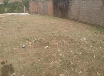 Terreno · 300m² · Terreno Padrão em Araraquara