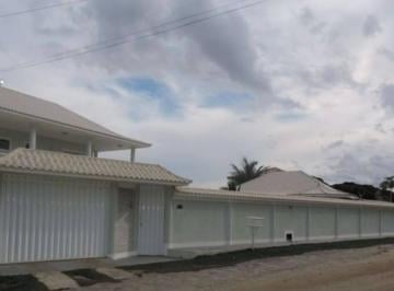 Casa de 4 quartos, Araruama · Alugo casa Espetacular em Araruama