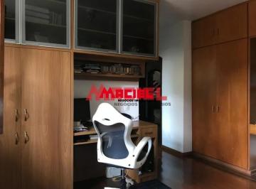 Casa · 750m² · 5 Quartos · 1 Vaga · Casa Condomínio em São José dos Campos