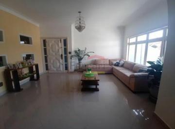 Casa · 220m² · 3 Quartos · 3 Vagas · Lindo sobrado próximo a serra da Cantareira