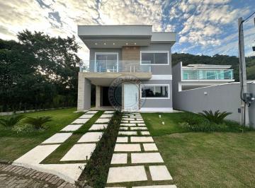 Casa · 180m² · 3 Quartos · 3 Vagas · Duplex Incrível no Condomínio Pedra de Inoã – Conforto, Privacidade e Lazer Completo!