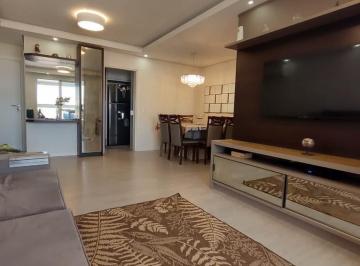 Apartamento · 113m² · 3 Quartos · 2 Vagas · Apartamento com 3 Quartos na Praia Comprida, São José, SC