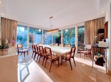 Casa · 700m² · 4 Quartos · 6 Vagas · Casa em Condomínio fechado 360 m² Rua do Alto lazer Piscina privativa