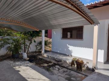 Casa de 4 quartos, Natal · EXCELENTE CASA EM CANDELÁRIA COM 3 SUÍTES
