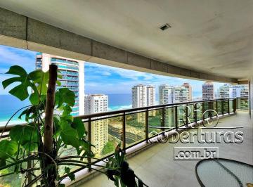 Apartamento de 5 quartos, Rio de Janeiro · Cobertura à venda na Praia da Barra da Tijuca. 5 Quartos. Condomínio fechado.