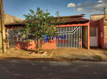 Casa · 230m² · 3 Quartos · VENDO/ TROCO Casa 3 quartos + sobrado bairro planalto