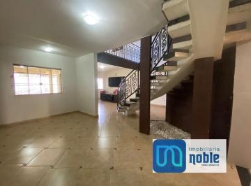 Casa de 5 quartos, Santa Maria · QRI 10, SOBRADO EXCELENTE, ACEITA FINANCIAMENTO